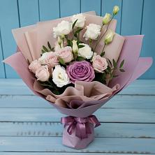 Букет цветов из:  Розы и Лизиантусы в Эдельбае