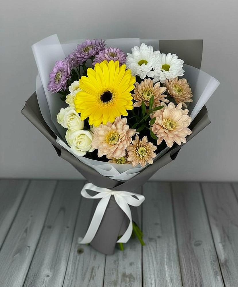 Букет цветов из: Розы, Герберы и Хризантемы в Эдельбае