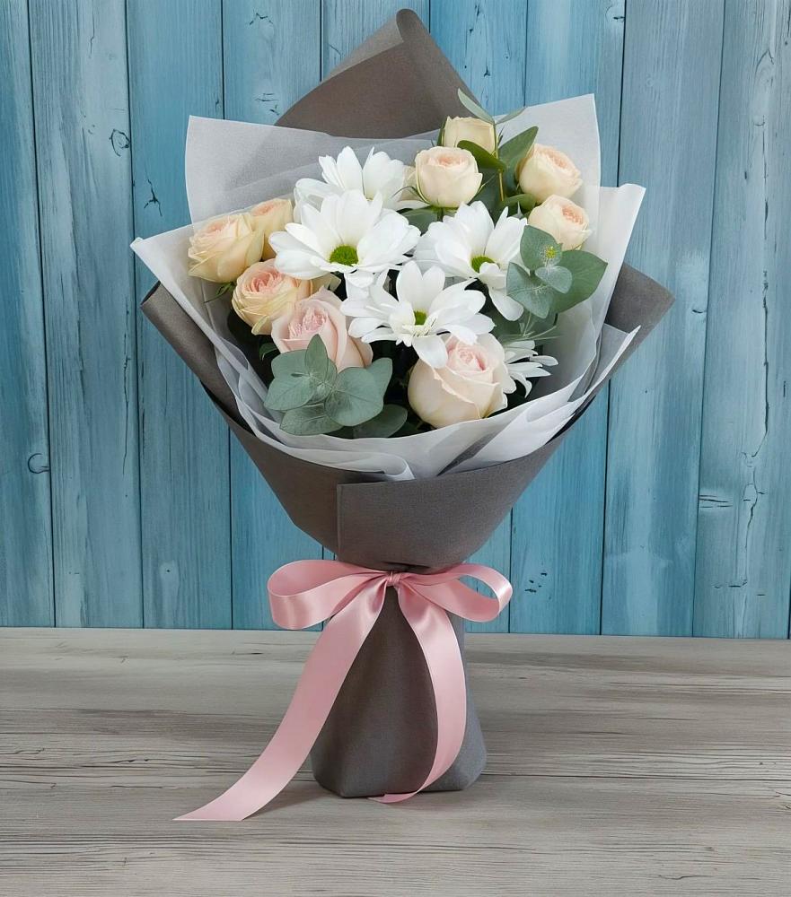 Букет цветов из: Хризантемы и Розы в Эдельбае