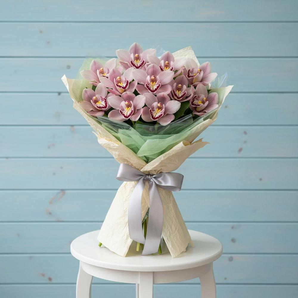 Букет цветов из: Орхидеи и Розы в Эдельбае