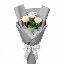 Букет 3 белые розы в Эдельбае