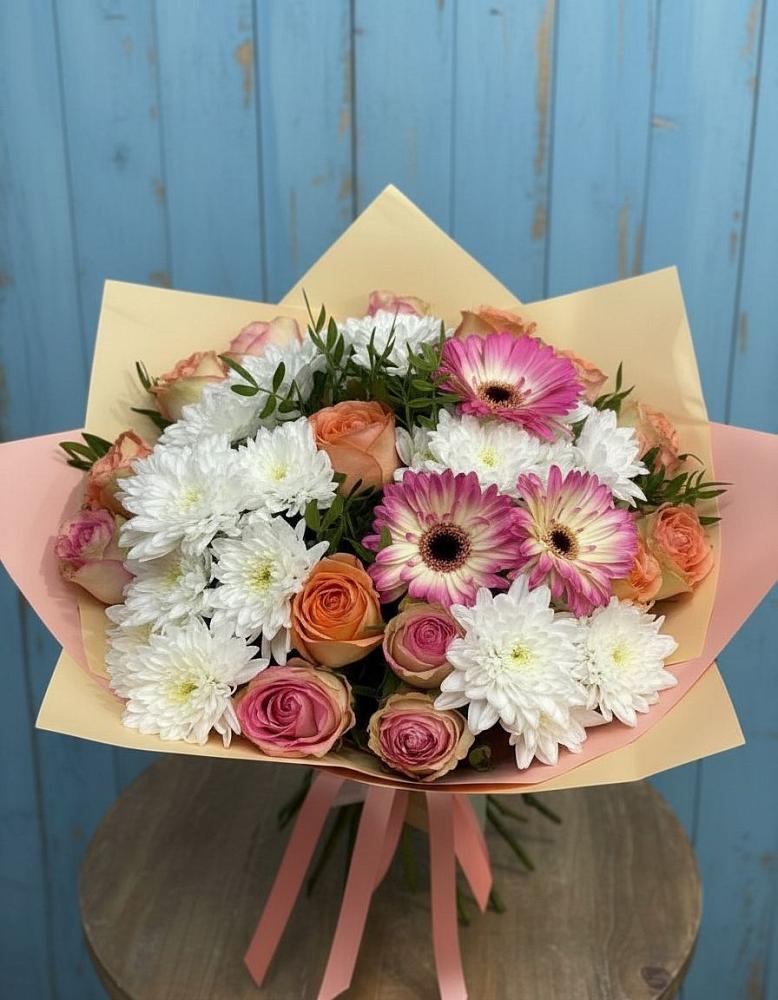 Букет цветов из: Розы, Герберы и Хризантемы в Эдельбае