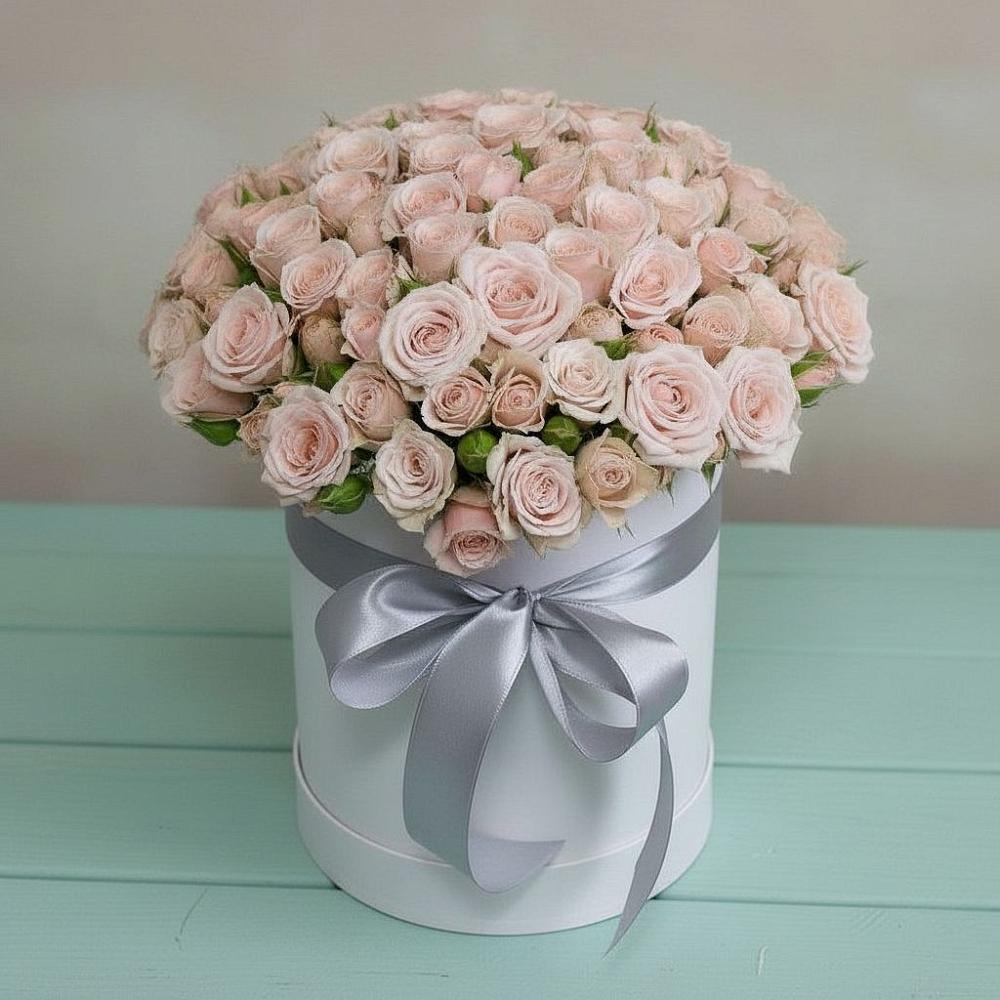 Цветочная композиция из Розы в шляпной коробке в Эдельбае